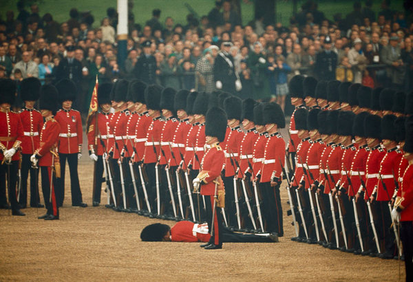 Juxtapoz FOUNDNATGEO38 #british #surreal #photography