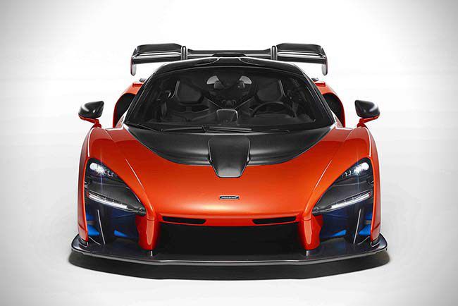McLaren debuts its street-legal track car, the Senna