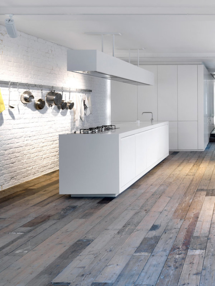 Bermondsey Loft in London by FORM Studio
