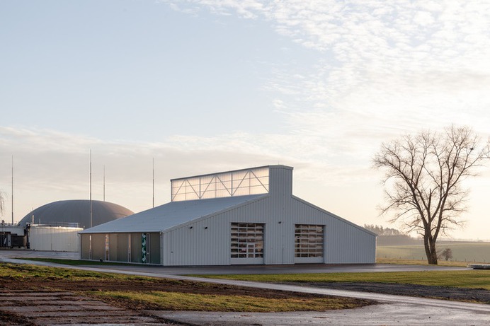 © Alex Shoots Buildings