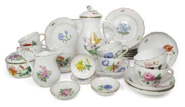 COFFEE SERVICE, MEISSEN, #Sets #Teasets #Porcelainsets #Antiqueplates #Plates #Wallplates #Figures #Porcelainfigurines #porcelain