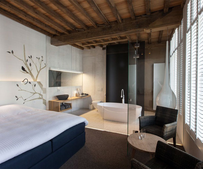 Chic Hotel Decor - #hotel, #interior, #design