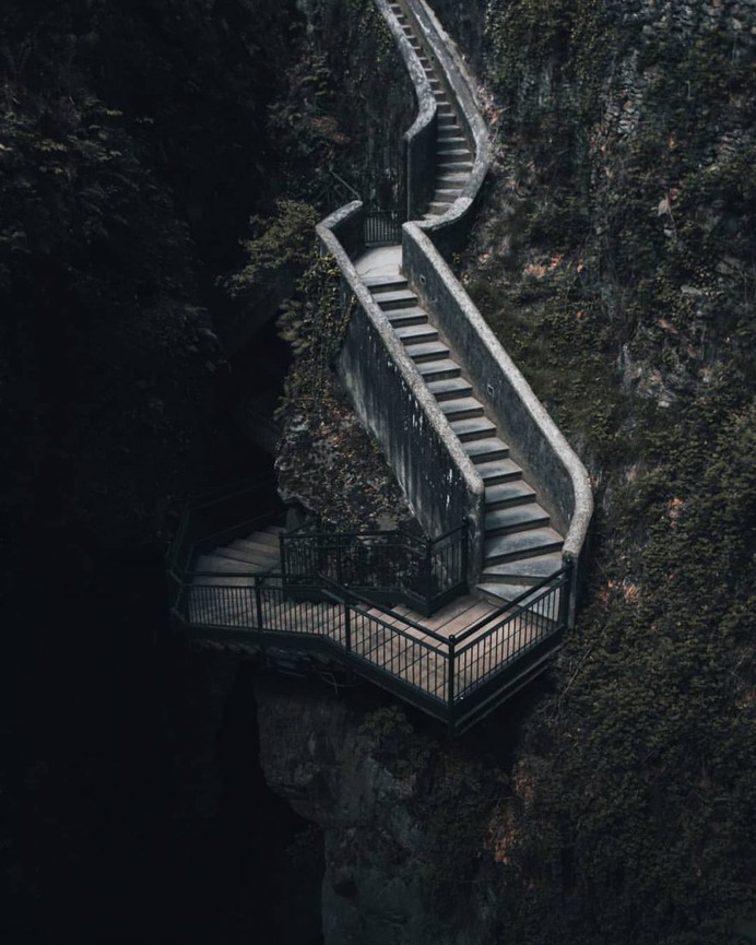 Moody Outdoor and Landscape Photography by Giovanni Moioli