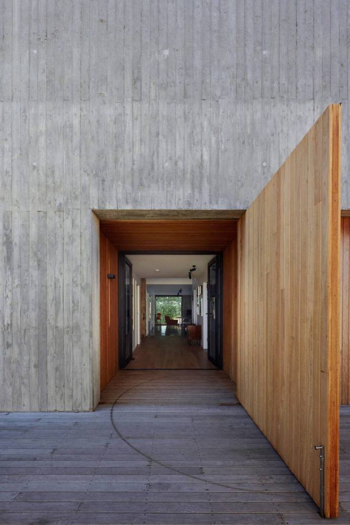 PR House by Architects Ink