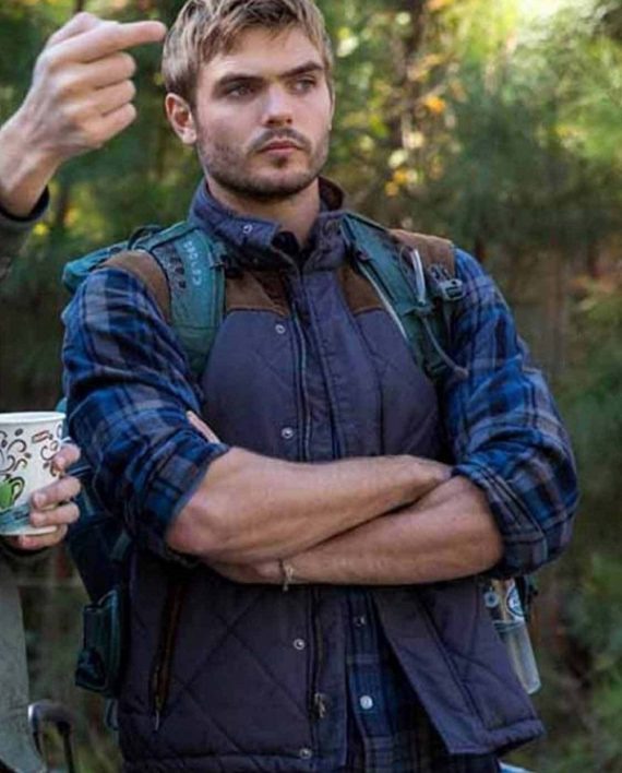 Alex Roe The 5th Wave Diamond Quilted Vest (8)
