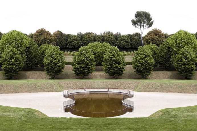 Perspective: Creative Photo Manipulations by Gustav Willeit