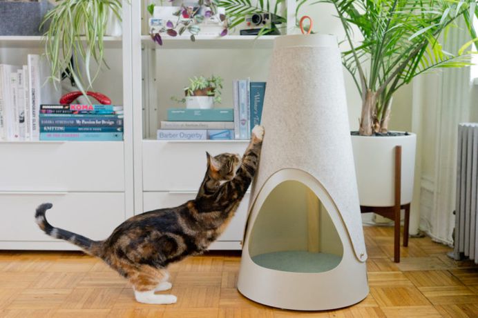 WISKI Launches with Two Modern Cat Scratchers - Design Milk