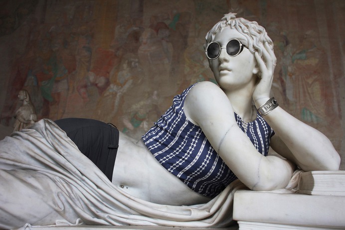hipsters-in-stone-1.jpg (2048×1365)