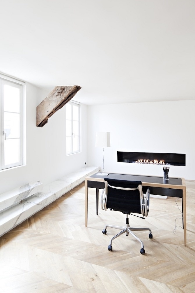 Appartement Poissonniere by Frederic Berthier Architecture. Photo by Benoit Linero. #appartementpoissonniere #fredericberthierarchitecture