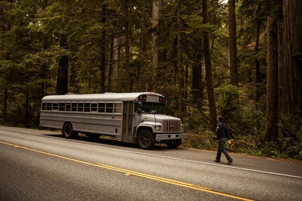 Transform a School Bus into a Living House #bus #school #living #house