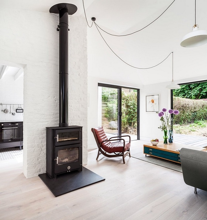 Transformation of a Victorian Semi-Detached Property into a Couryard Family House