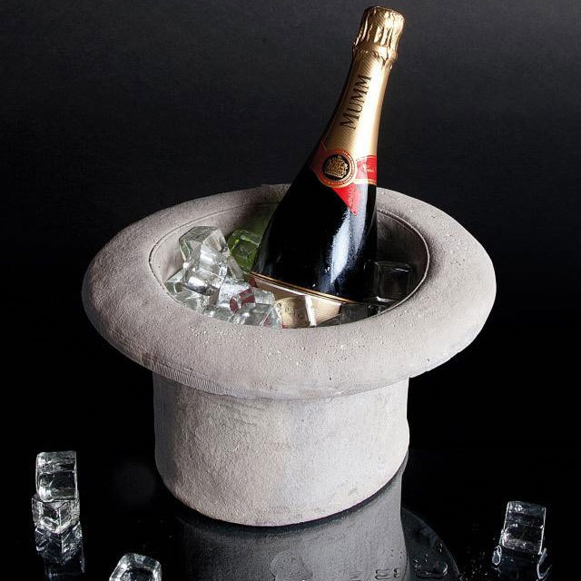 Chapeau Cilindro Wine Cooler #tech #flow #gadget #gift #ideas #cool