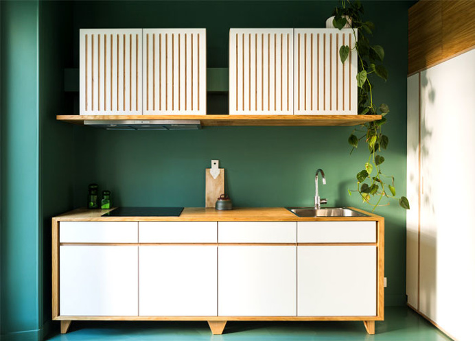 Modern Parisian Chic Apartment - InteriorZine