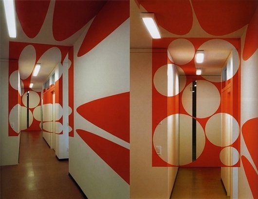 gravestmor » Notes on the Denial of Perspective 02 - Felice Varini : : architectural ephemera #geometric #felice #anamorph #varini #art #room