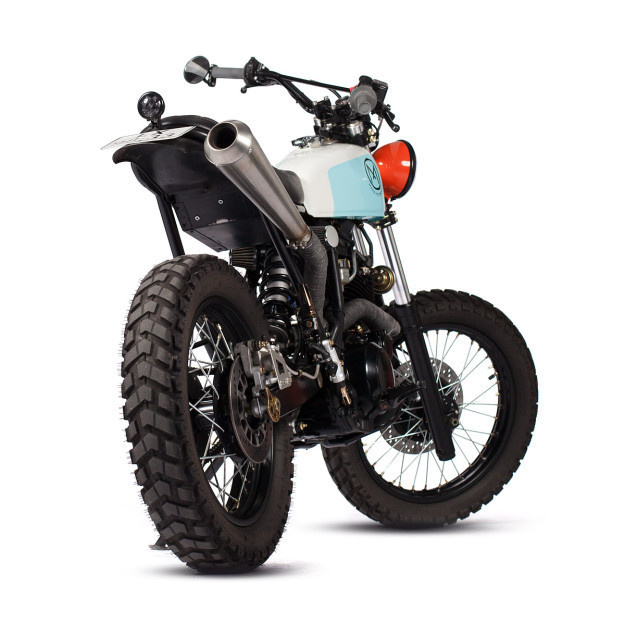 DIRTY GEISHA: MARIA'S YAMAHA XT600