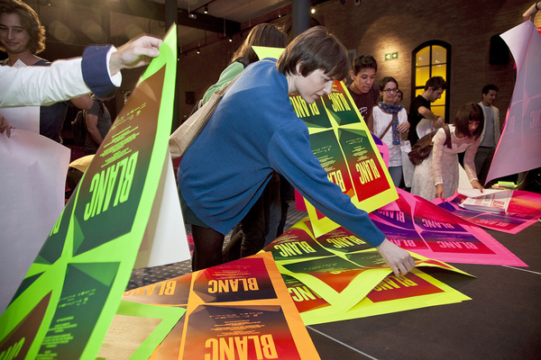 Forma & Co — Blanc. Festival de Disseny Gràfic de Catalunya #fluo