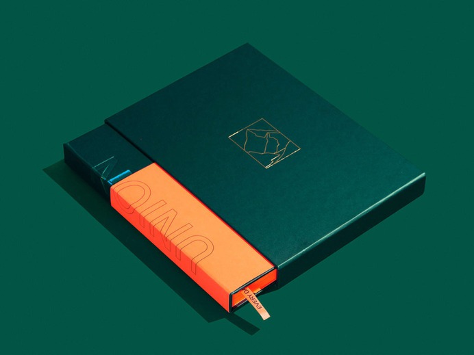 Age of Union Book Design by Studio BaillatAge of Union is the first book of Dax Dasilva, an entrepreneur who founded Lightspeed and the Never Apart gallery. The book draws on the author's personal and philosophical viewpoint to initiate positive...