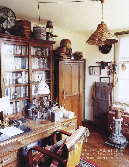 photo #study #desk #cabinet #books