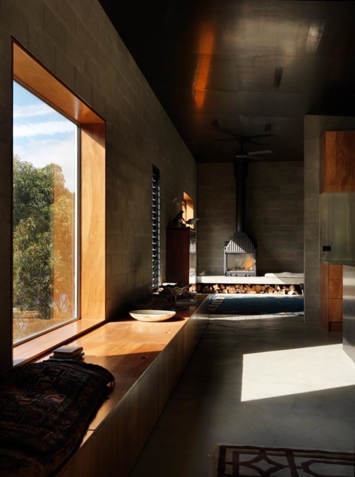 House at Big Hill by Kerstin Thompson Architects