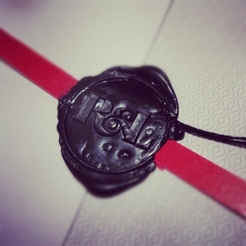 Antonio Valiente #monograma #lacre #sealing #monogram #wax #typography