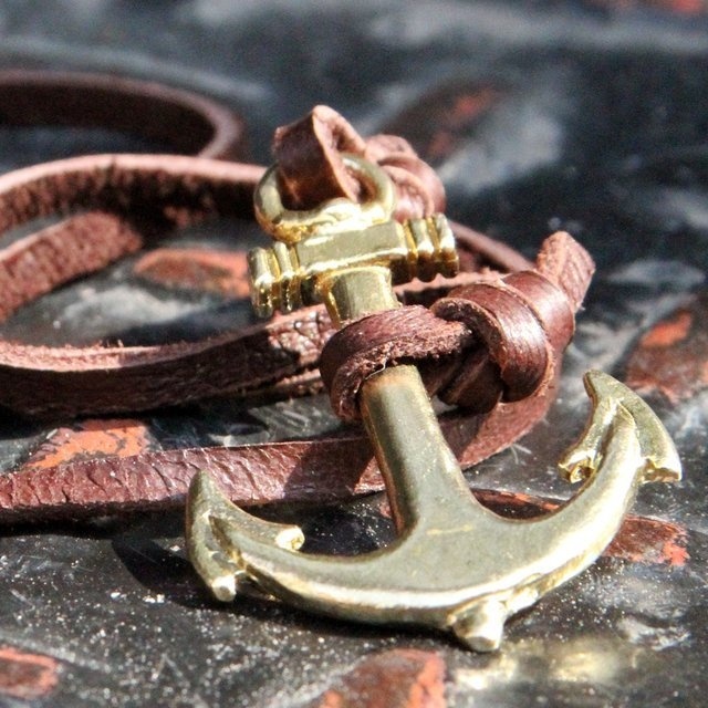 Fancy Leather Anchor Bracelet #tech #flow #gadget #gift #ideas #cool