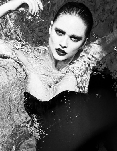 Beegee Margenyte by Sergi Pons for Schon #16