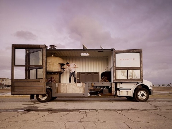 del popolo: mobile pizzeria #container #mobile #pizza