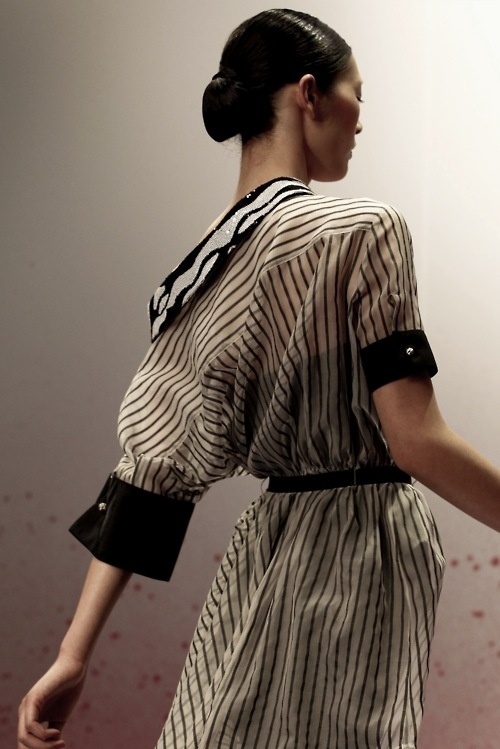 Merde! - Fashion photography (Viktor & Rolf Spring 2011... #fashion