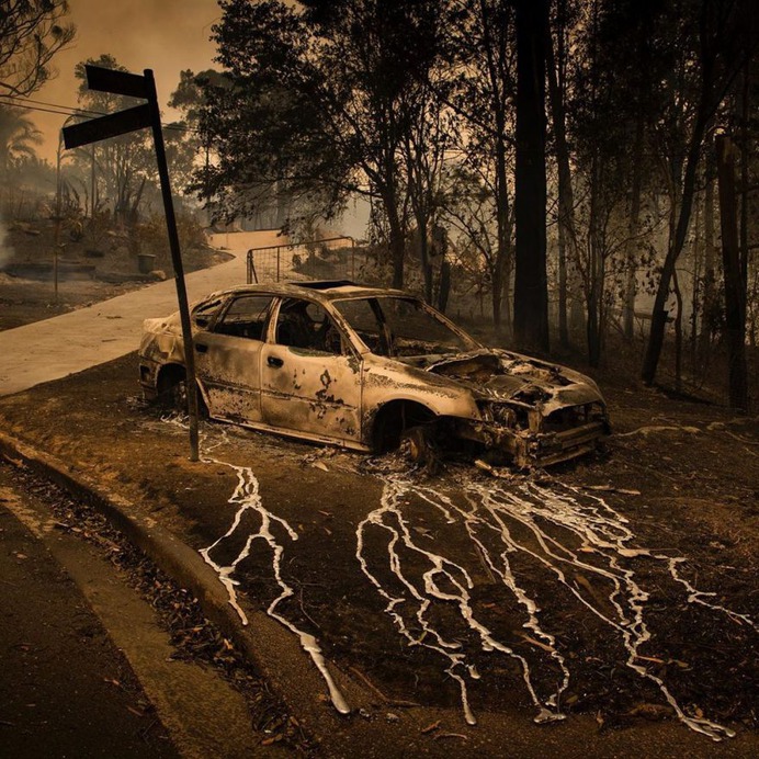 Photographer Matthew Abbott Documents Australia's Bushfire Crisis