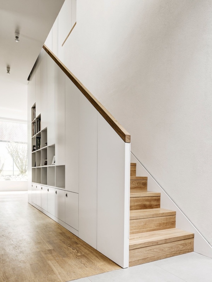 Stairway. Detached House by CAMA A. Photo by Hiepler, Brunier. #stairway #camaa #minimal
