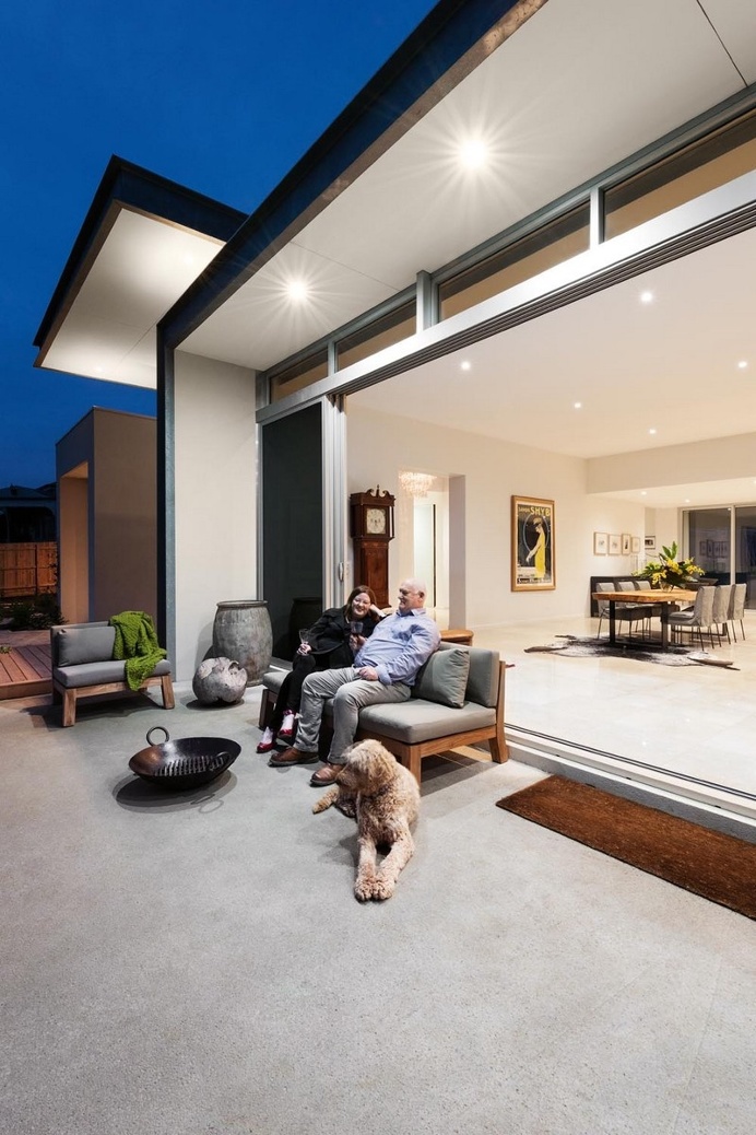 Eliza House – Innovative and Luxurious New Modern Residence