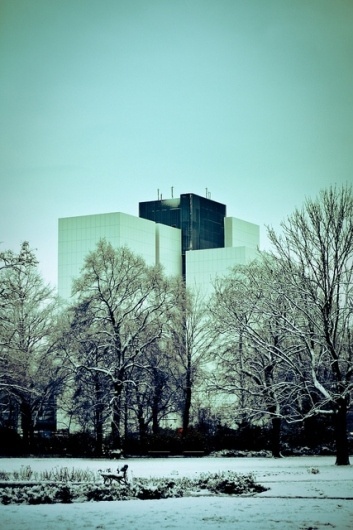 Flickr: Ihr Fotostream #leipzig #park #bcherei #library #deutsche #national #winter