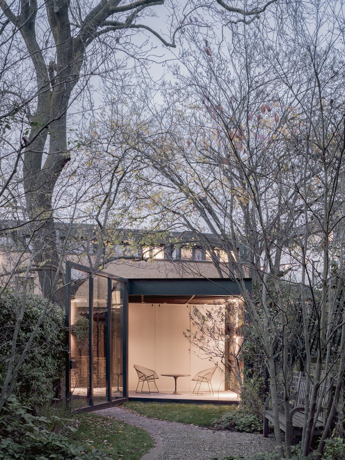 Canonbury Pavilion by Paolo Cossu Architects