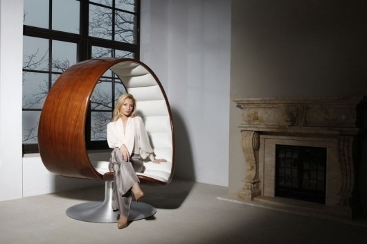 WANKEN - The Blog of Shelby White » The Hug Chair by Gabriella Asztalos #interior #chair #hug #modern