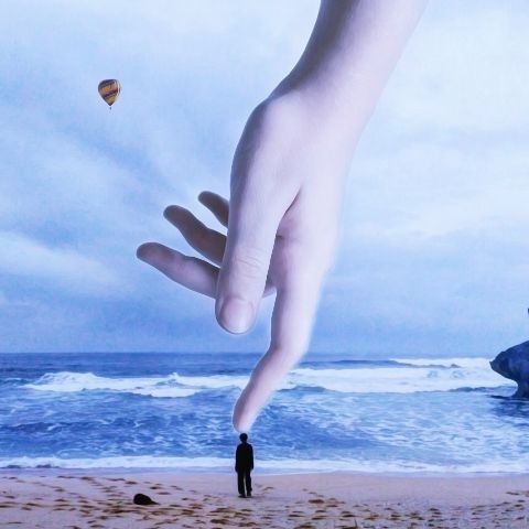 #photography#editorial#picture editor#photo editor#collage maker#blue#hand#sea