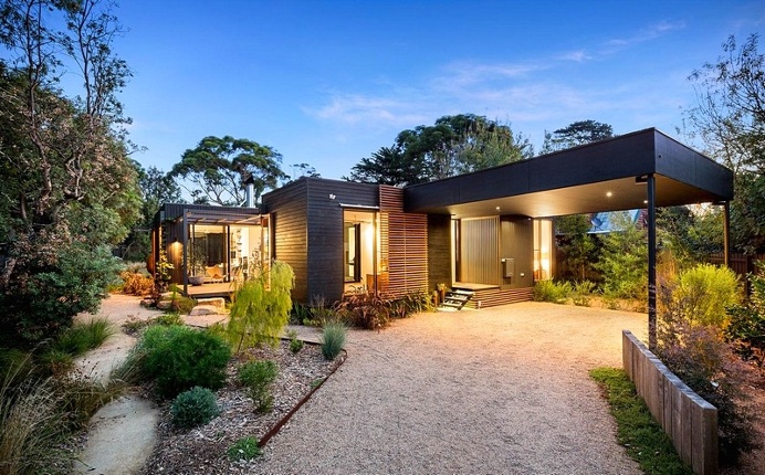 Merricks Beach House – A Contemporary Take on the Great Australian Beach Shack