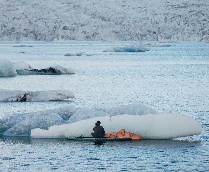 A'o 'Ana: Series of Murals Painted on Icebergs by Hula