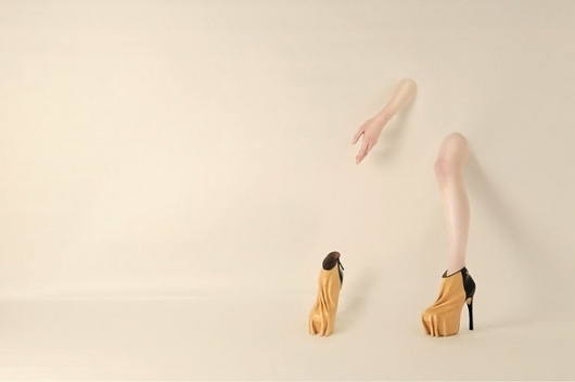 Chi-Lai Yuen presents her new collection of shoes at London College of Fashion #fashion