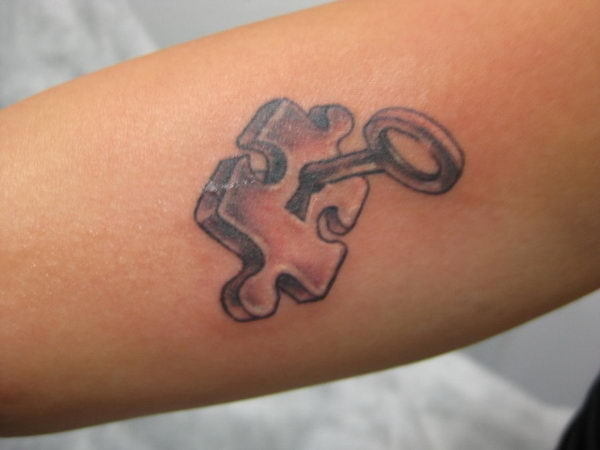 40+ Cool Puzzle Piece Tattoo Design Ideas #tattoo #puzzle #piece