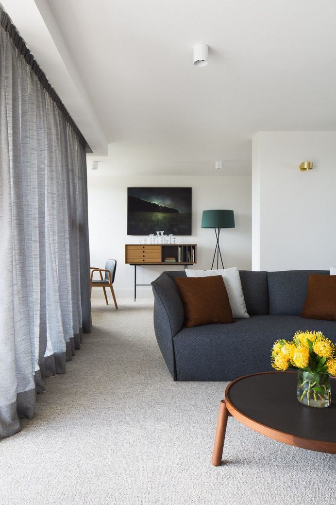Domain Apartment Offers a Timelessly Elegant Retreat in Melbourne 5