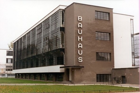 bauhaus.jpg 589×395 pixels #building #architecture #modern