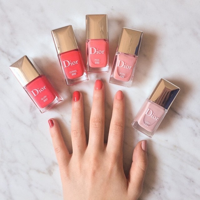 nail, social