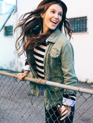 girl and the fence #girl #jacket #photo #fence #evakolenko #photography #photographer #green