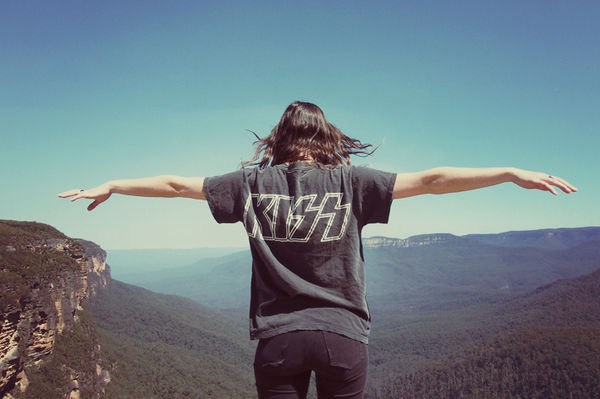 Photography by Luke Byrne (9) #shirt #nature #photography #tee #kiss