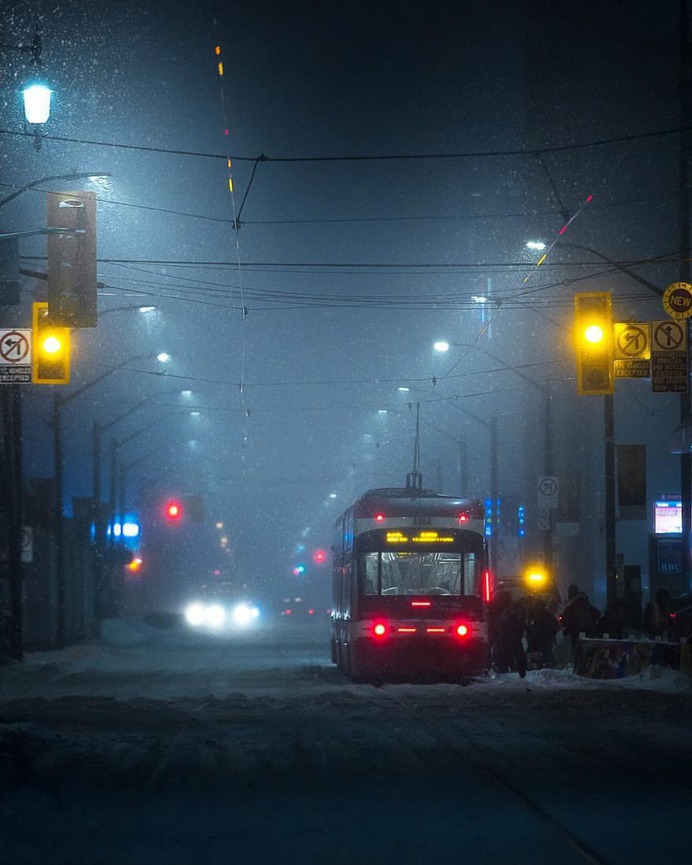 Cinematic and Moody Urban Photography by Mateo Wieland