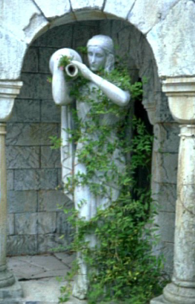 Statue_dg.jpg (400×622)