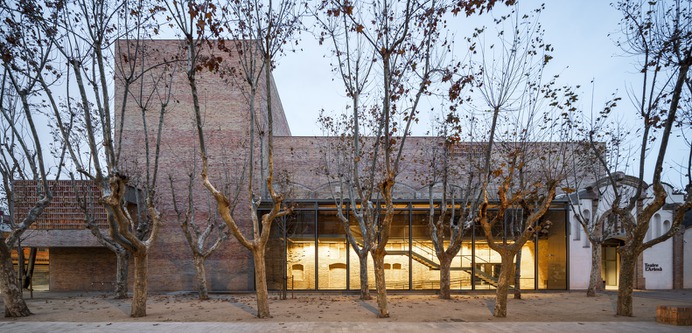 L'Artesà Theatre / Forgas Arquitectes + AMM Arquitectes,© Simon Garcia