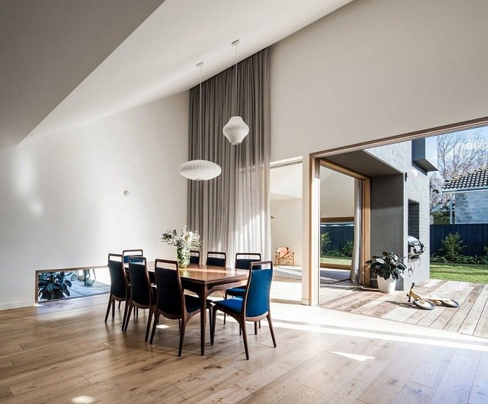 This Black Brick House Features Generous Spaces with a High Degree of Flexibility 2