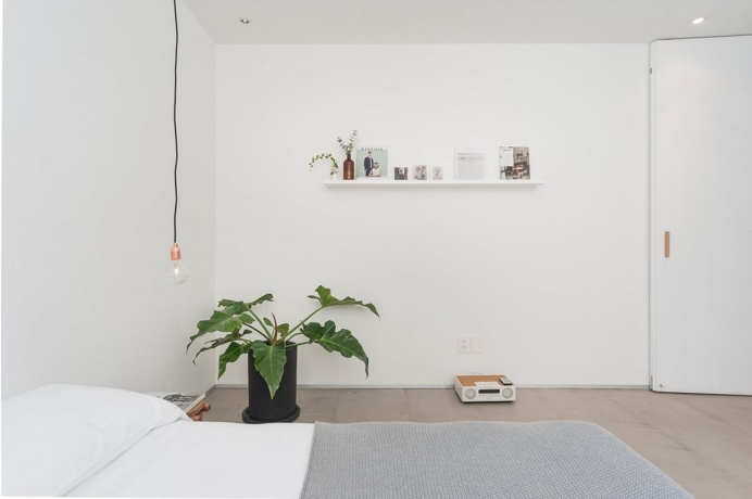 Minimal bedroom. Río Nilo Apt. © LGM Studio. #bedroom #minimal