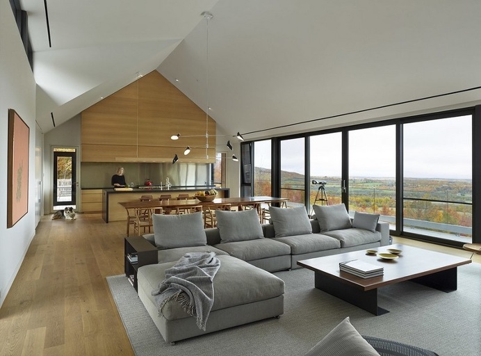 Hilltop House